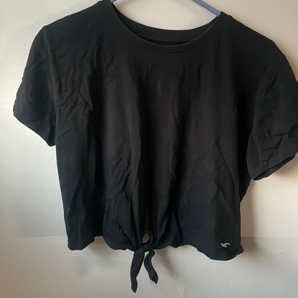 Hollister Cropped Tee